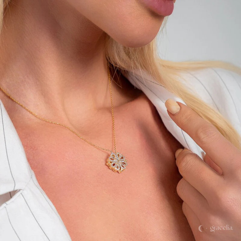 Silver Clover Necklace: Trending for 2025, A Love & Luck Choice. - Second Image
