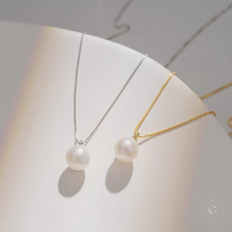 Why This Marina Pearl Necklace is the Best for a Subtle Hint of Luxury.